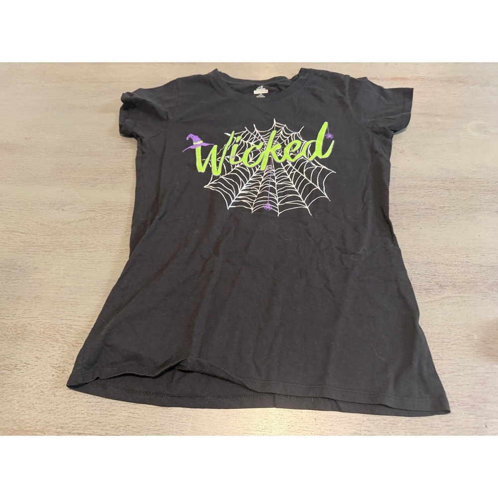Celebrate Halloween Women Black Wicked Spider Web Graphic T-Shirt Size M 8-10